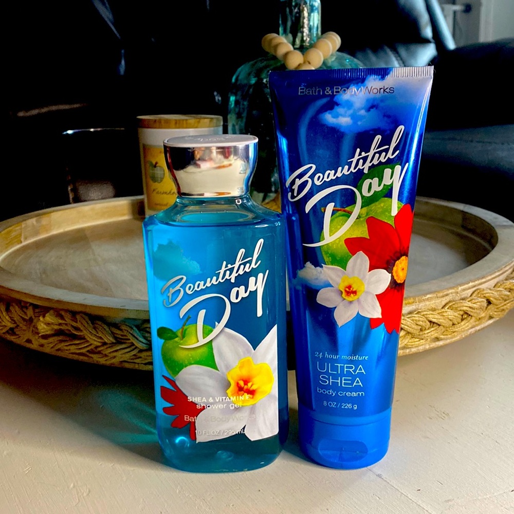 Bath & Body Works Beautiful Day Shower Gel and Body Cream Set